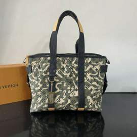 Picture of Louis Vuitton Handbags _SKUfw240792967fw
